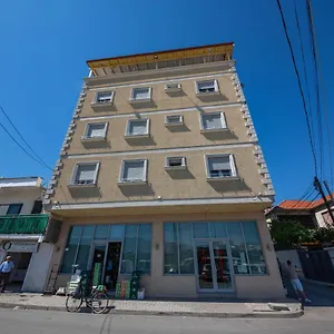 Tosi Tirana